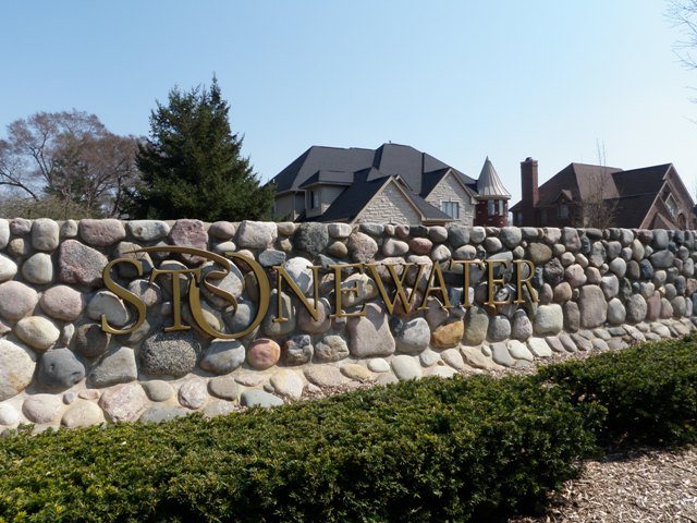 Stonewater Northville Michigan Subdivision and Real Estate Information